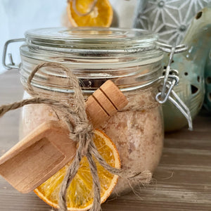 New! Hygge Winter spices bath salts